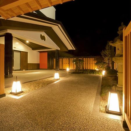 Takamiya Ryokan Beni Tozawa Buitenkant foto