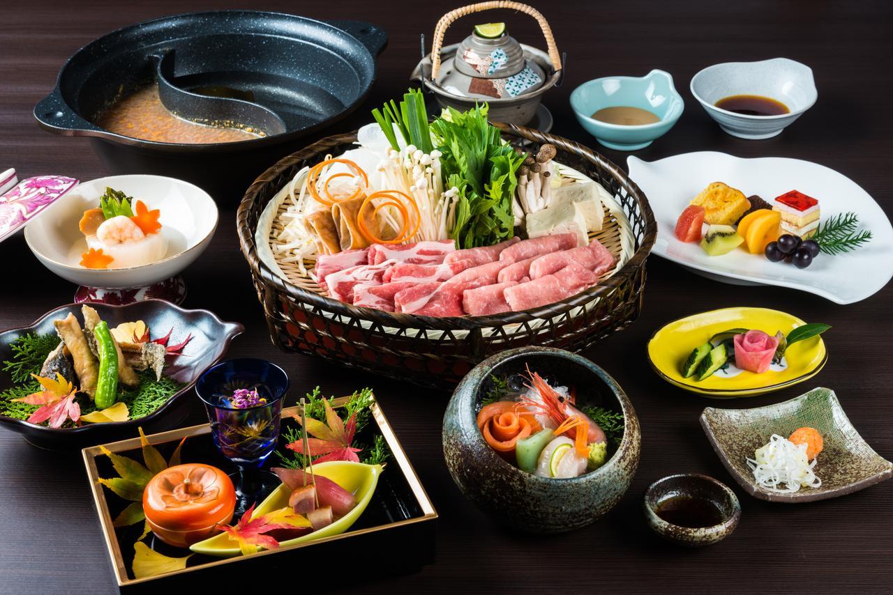 Takamiya Ryokan Beni Tozawa Buitenkant foto