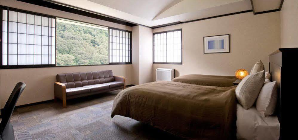 Takamiya Ryokan Beni Tozawa Buitenkant foto